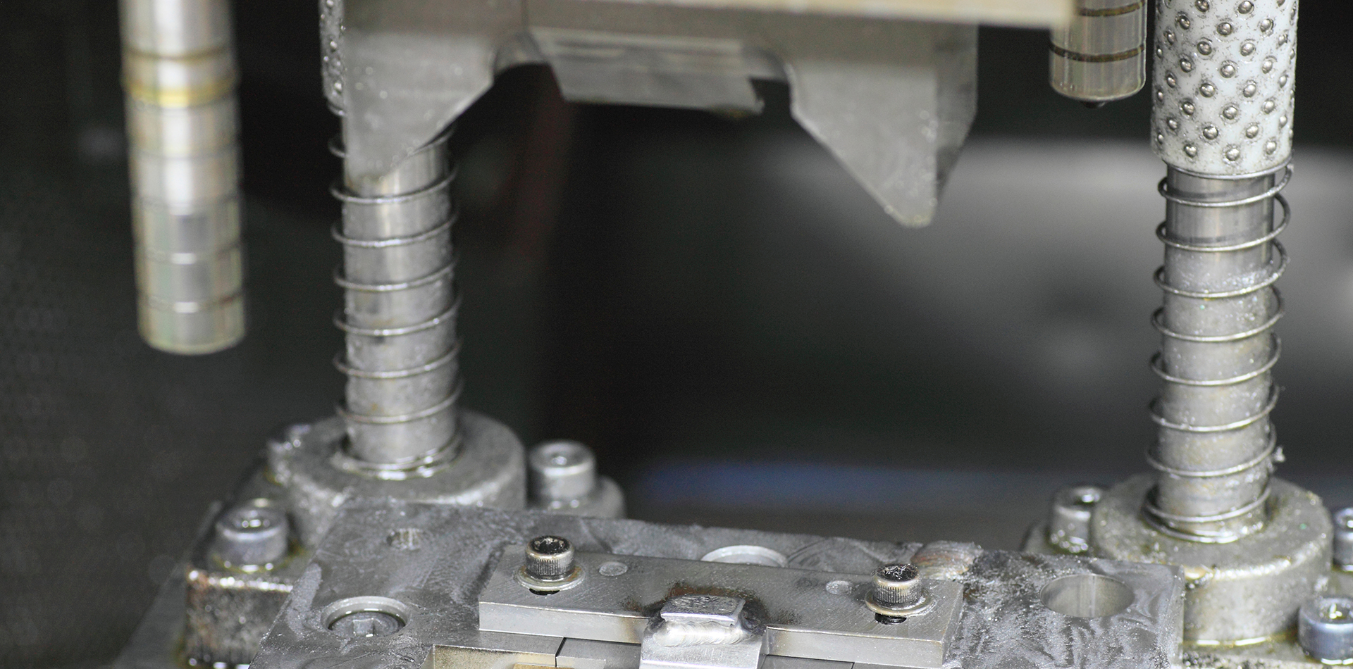 สถานีชาร์จรถยนต์ไฟฟ้า Creaxio